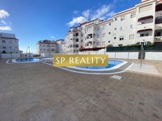 For sale beautiful spacious duplex after renovation with 3 bedrooms, in the area of El Cho II, Parque de la Reina!