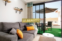 Great opportunity! For sale modern stylish apartment with spacious terrace in Los Cristianos! Ideal for holiday rental!