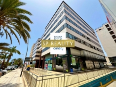 In the heart of Las Américas, Tenerife, a lucrative investment property. This five-storey building, originally intended for commercial use, represents a unique opportunity to convert into a residential complex.